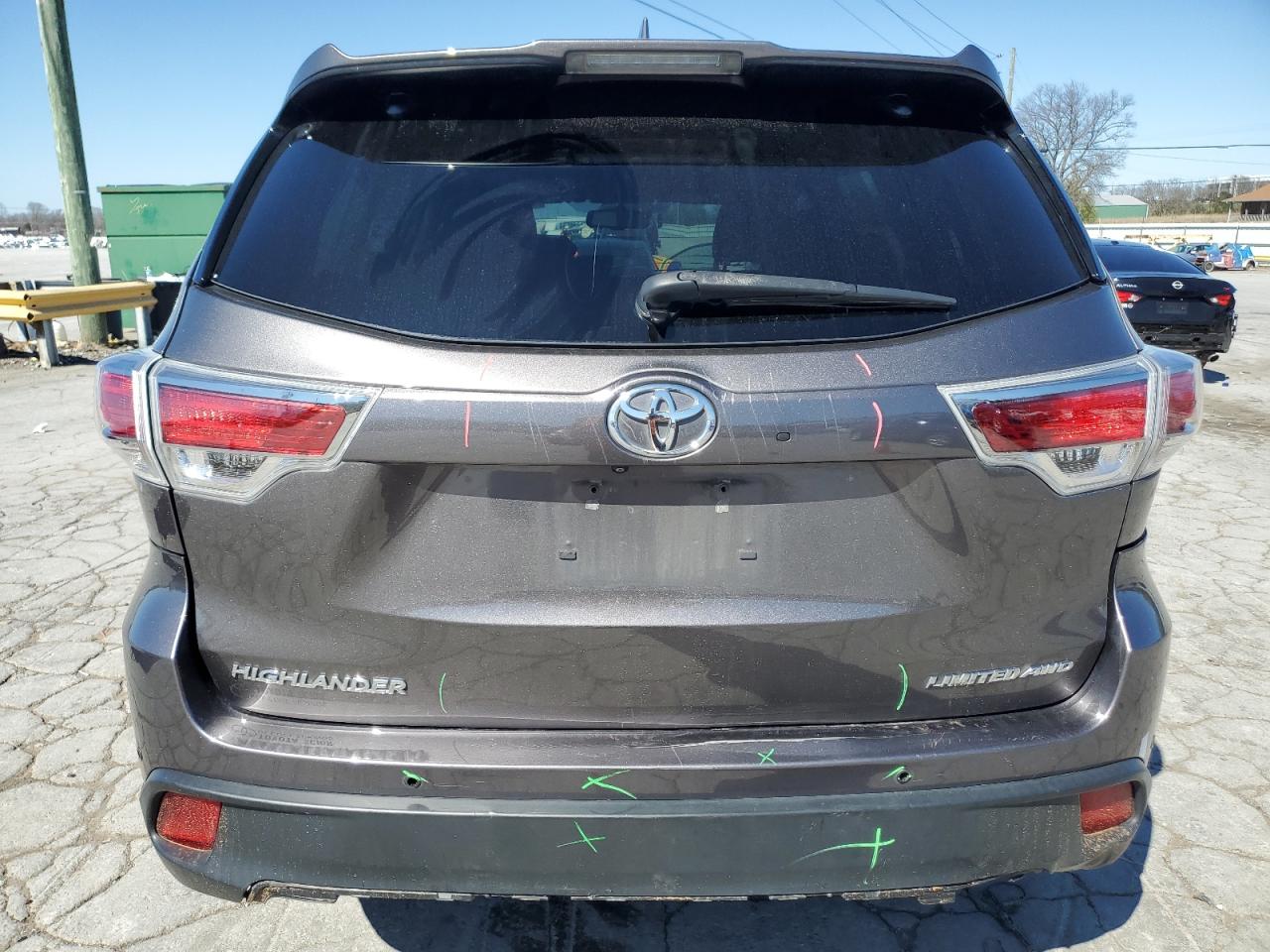 2015 Toyota Highlander - Image 6