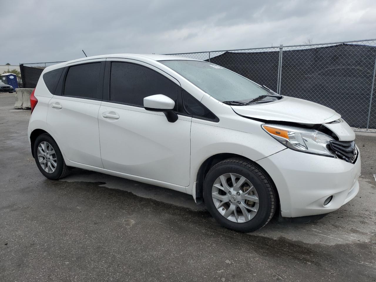 2016 Nissan Versa - Image 4