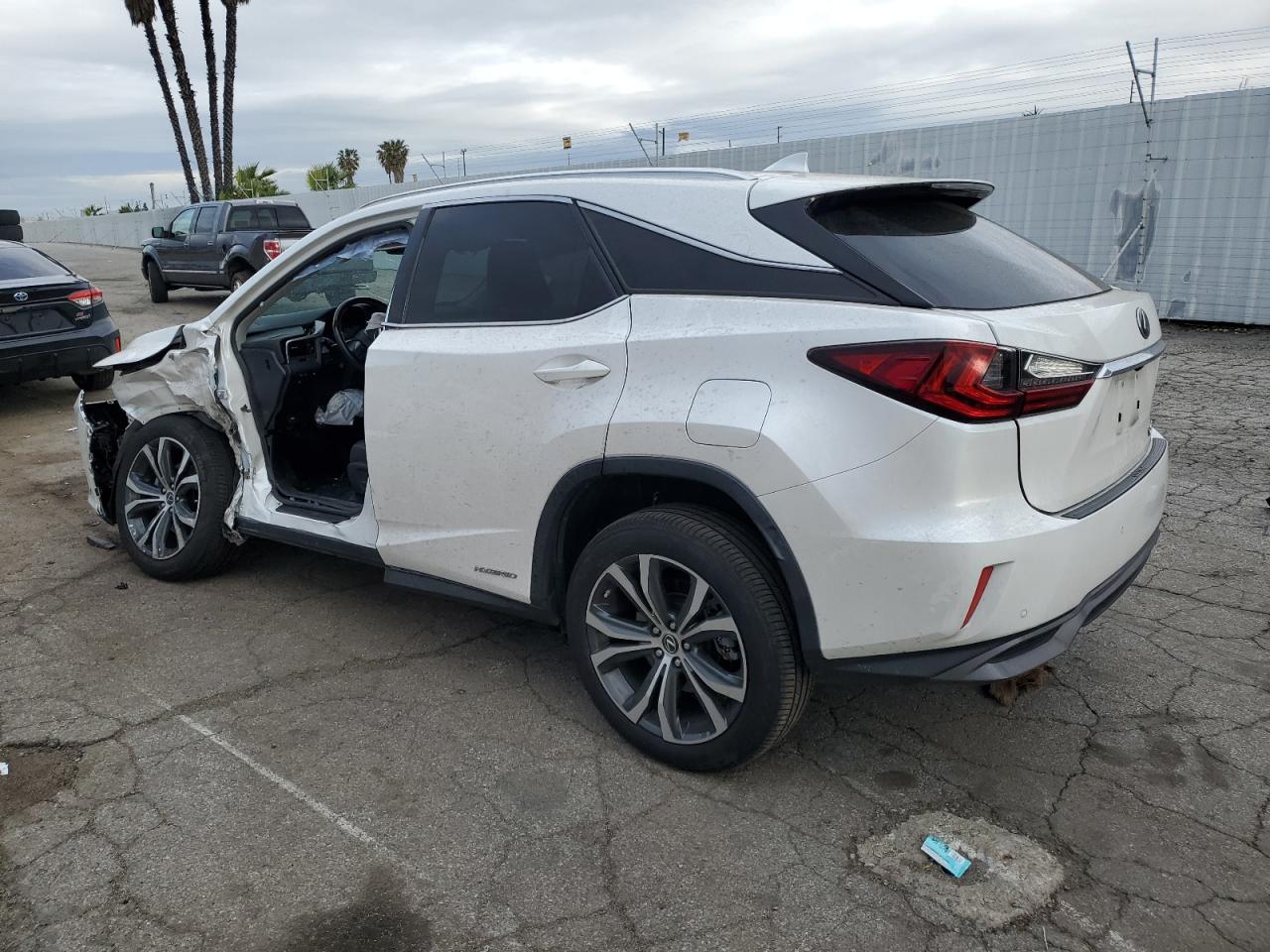 2019 Lexus RX - Image 2