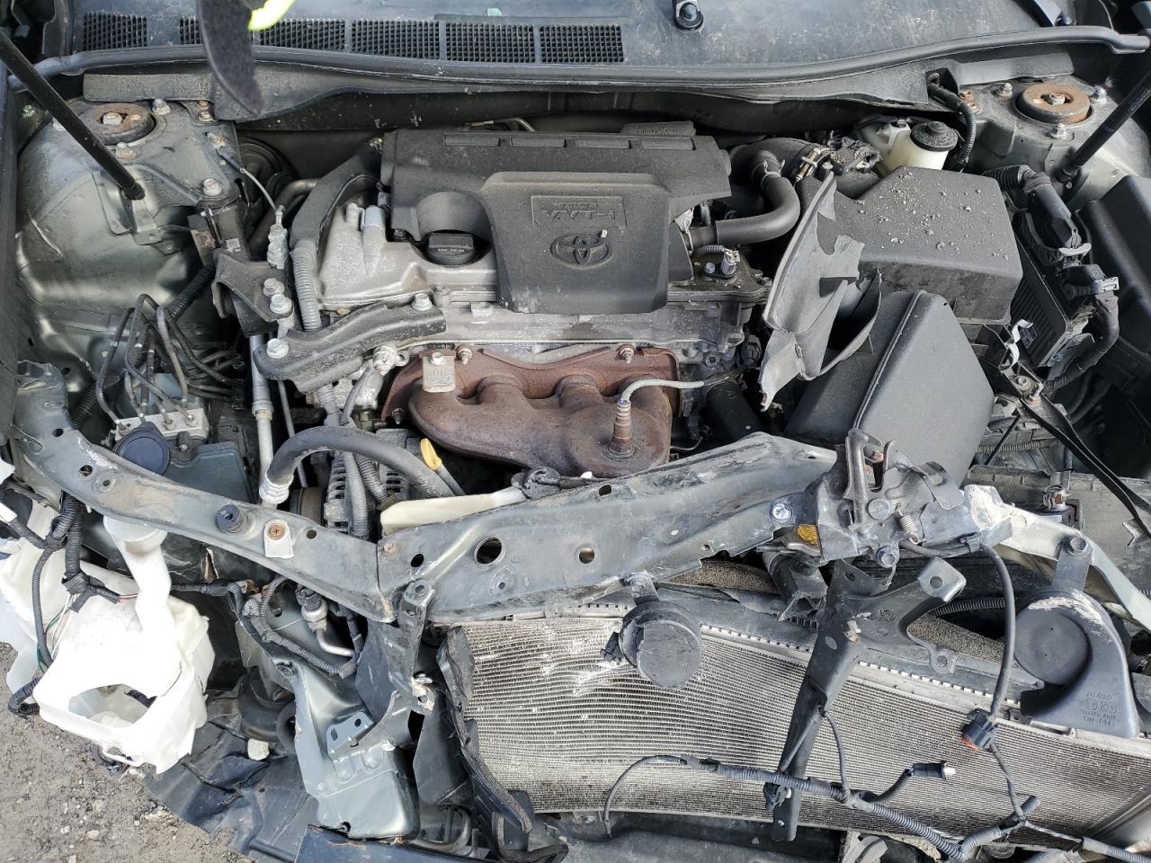 2013 Toyota Camry - Image 11