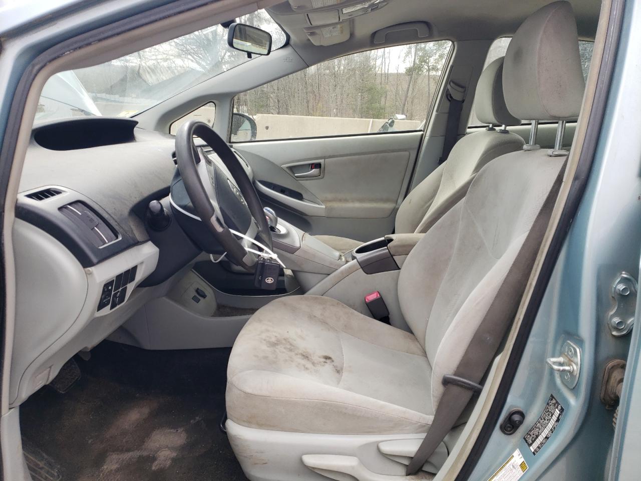 2013 Toyota Prius - Image 7