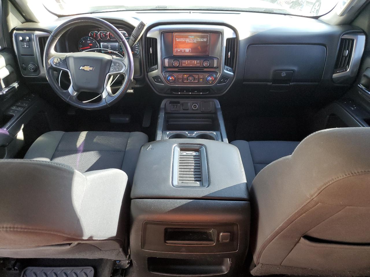 2016 Chevrolet Silverado - Image 8