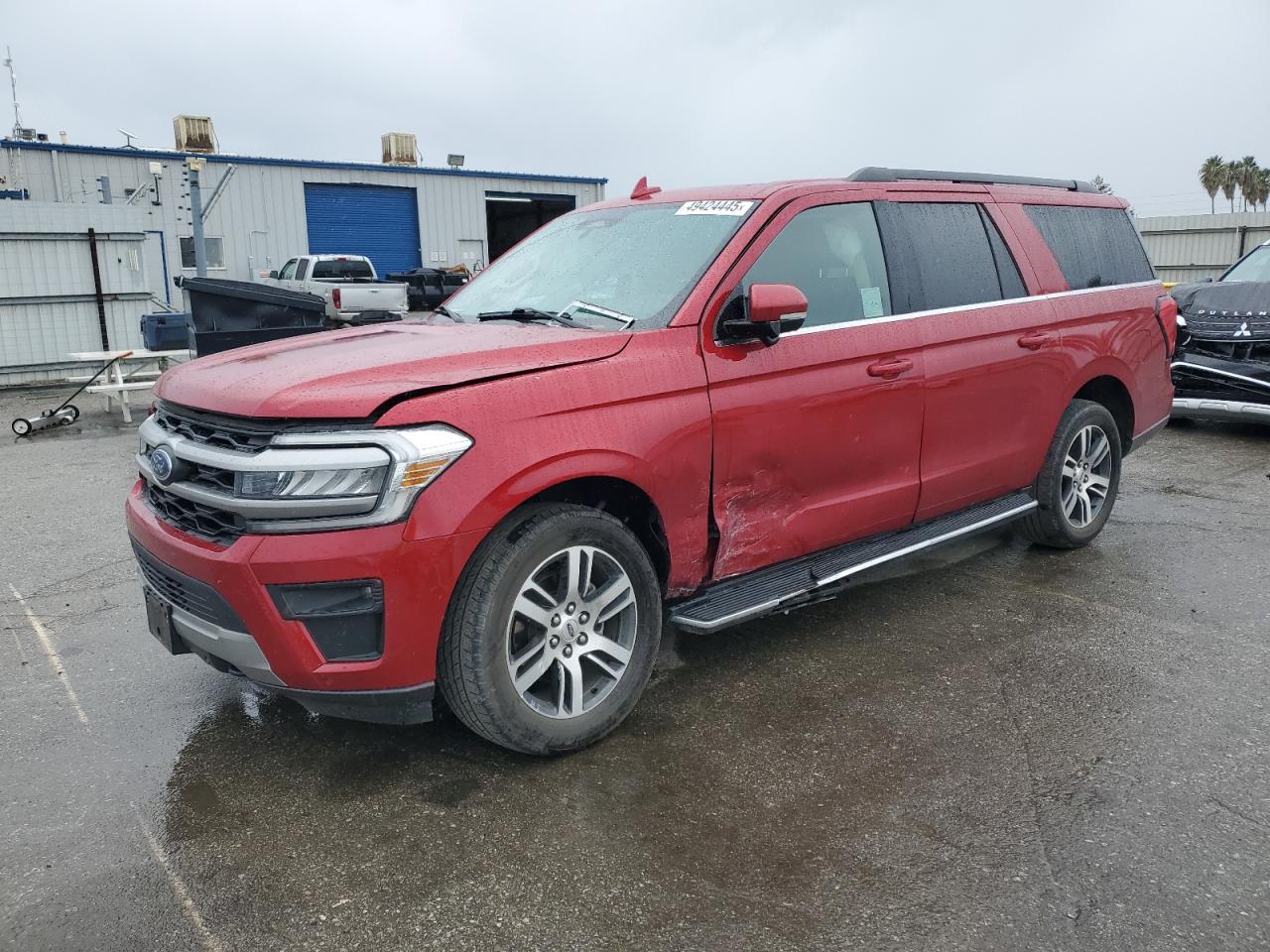 2022 Ford Expedition Max Xlt for Sale in Bakersfield, CA - Side