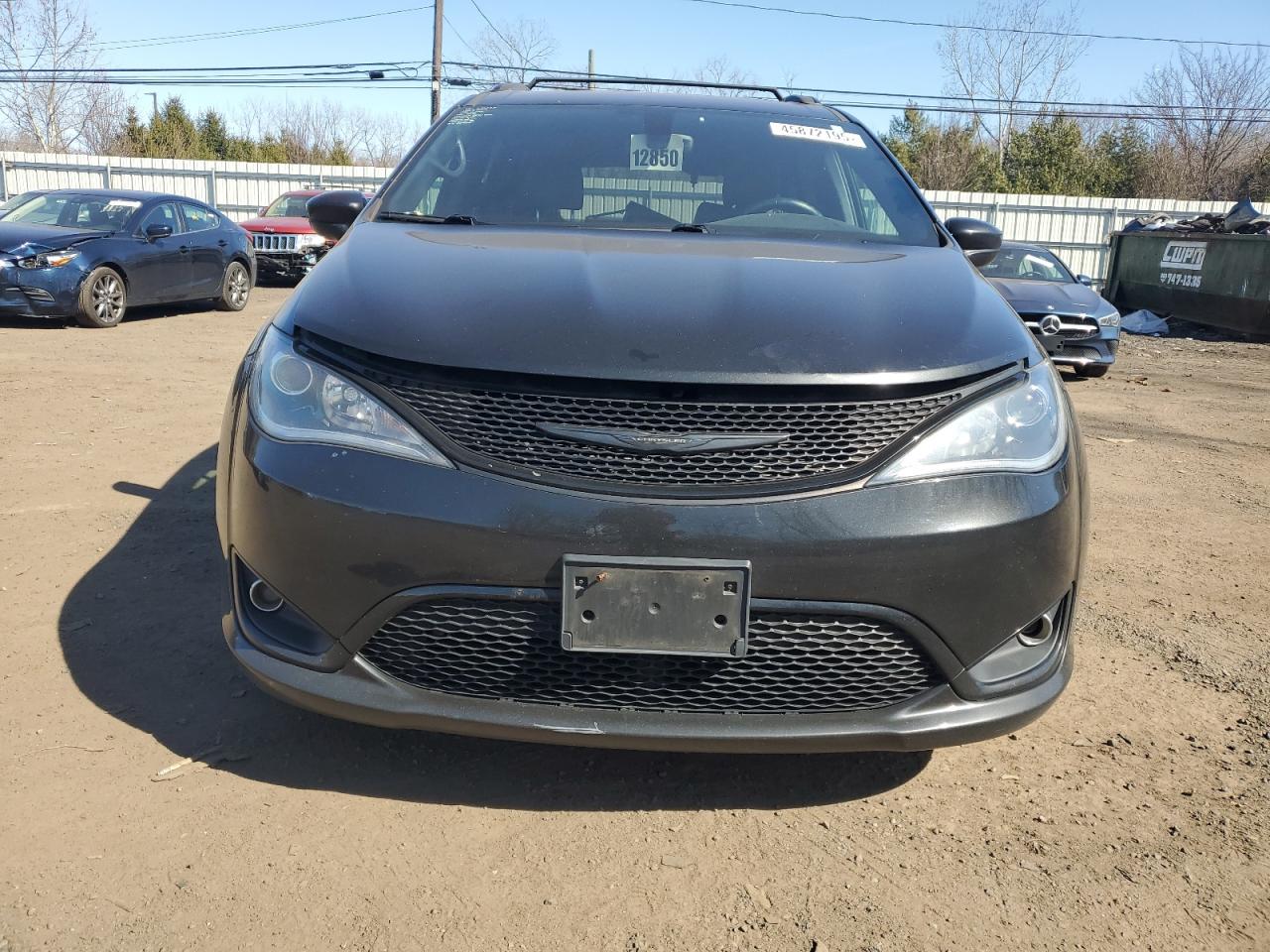 2018 Chrysler Pacifica - Image 5