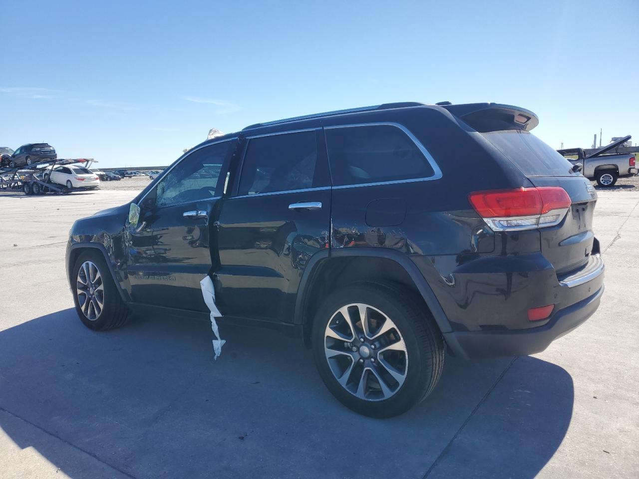 2018 Jeep Grand Cherokee - Image 2