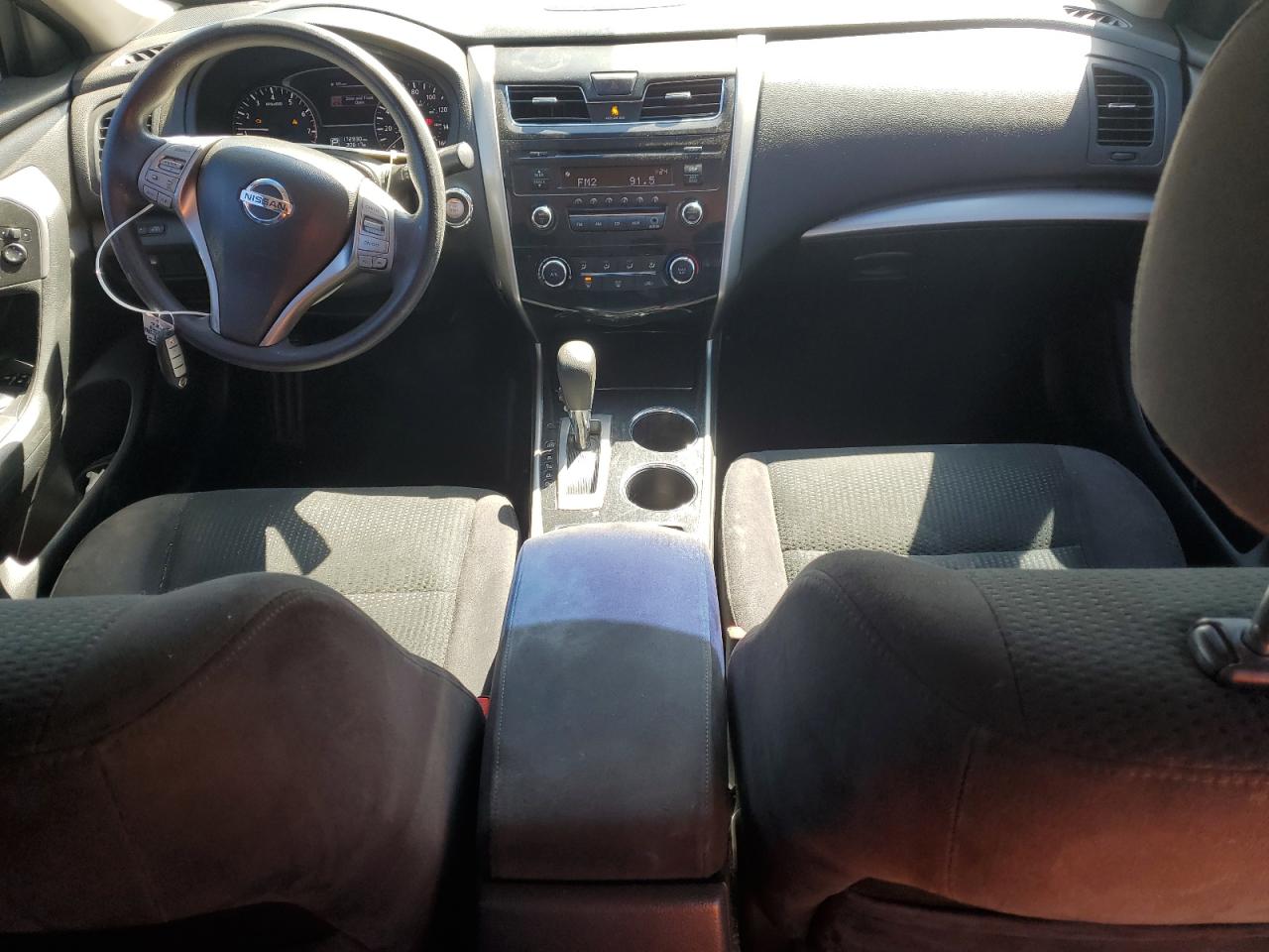 2014 Nissan Altima - Image 8