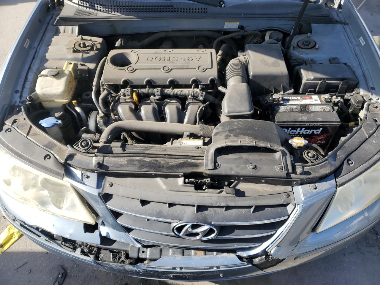 2009 Hyundai Sonata - Image 11