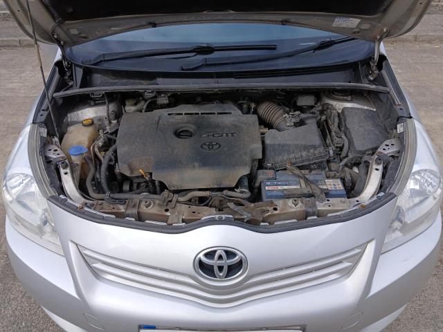 2011 TOYOTA VERSO TR D