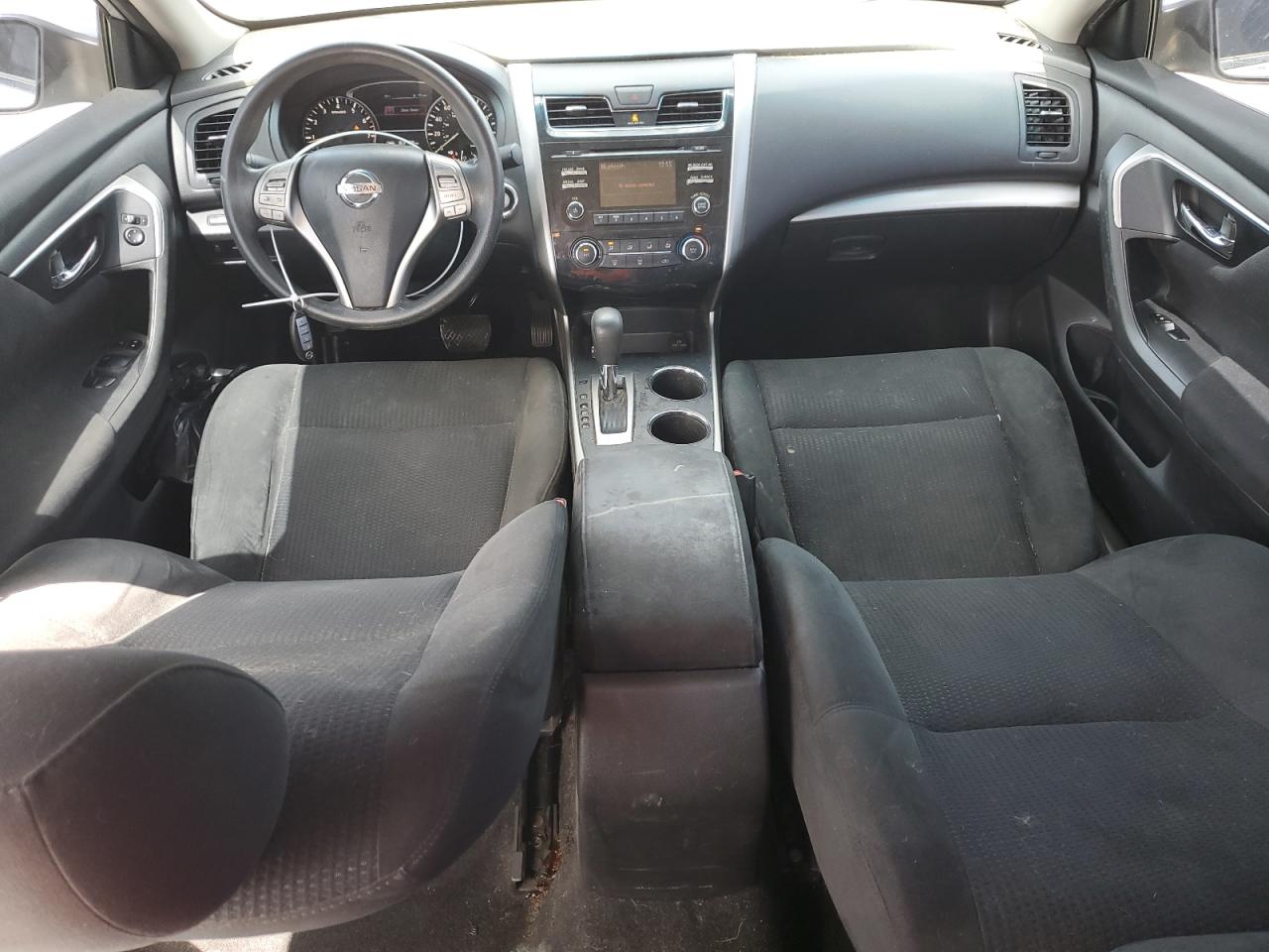 2015 Nissan Altima - Image 8