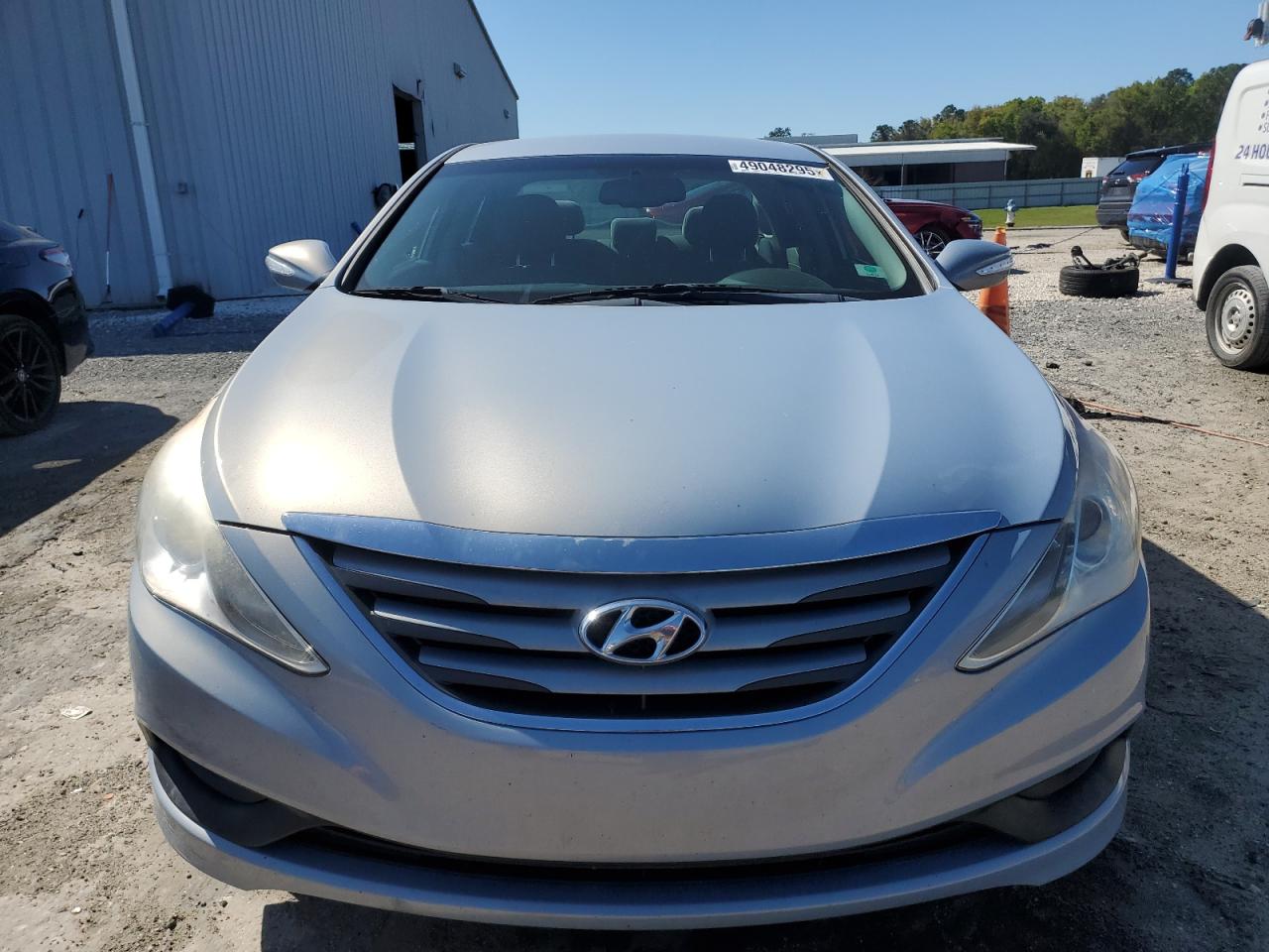 2014 Hyundai Sonata - Image 5
