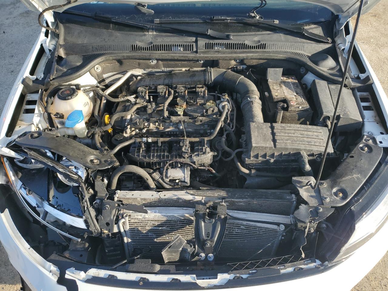 2018 Volkswagen Jetta - Image 11