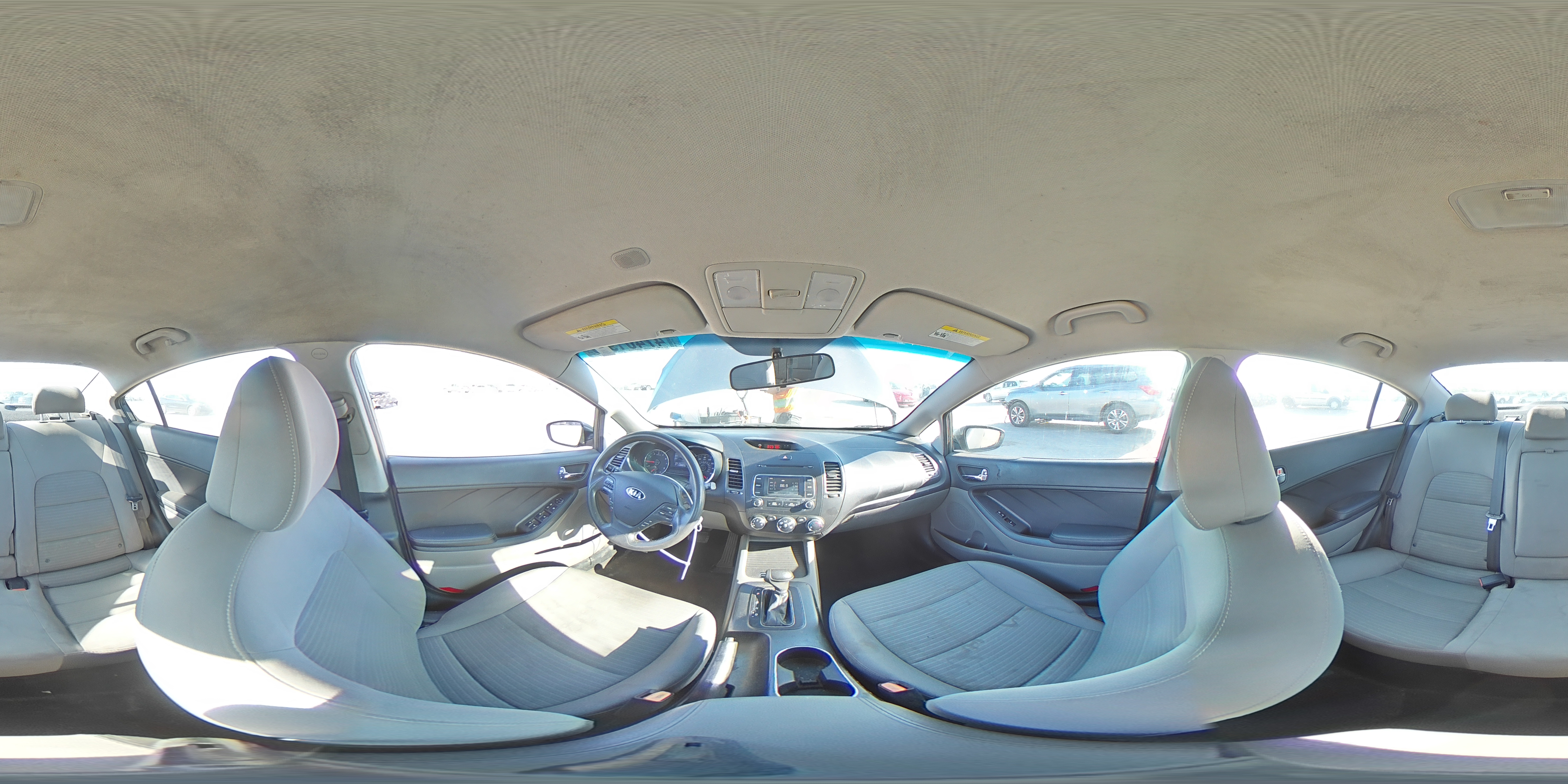 2016 Kia Forte - Image 13
