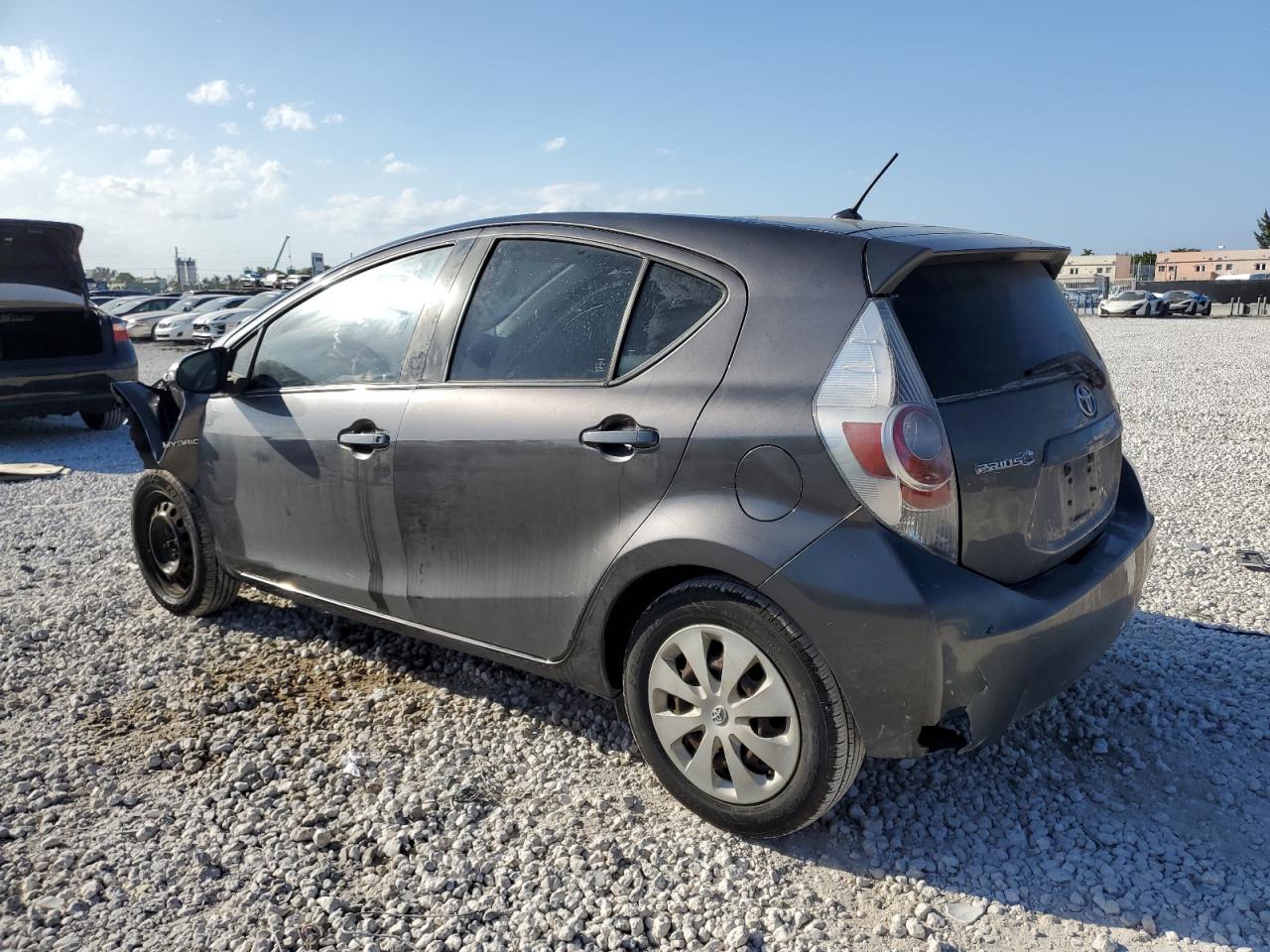 2013 Toyota Prius - Image 2
