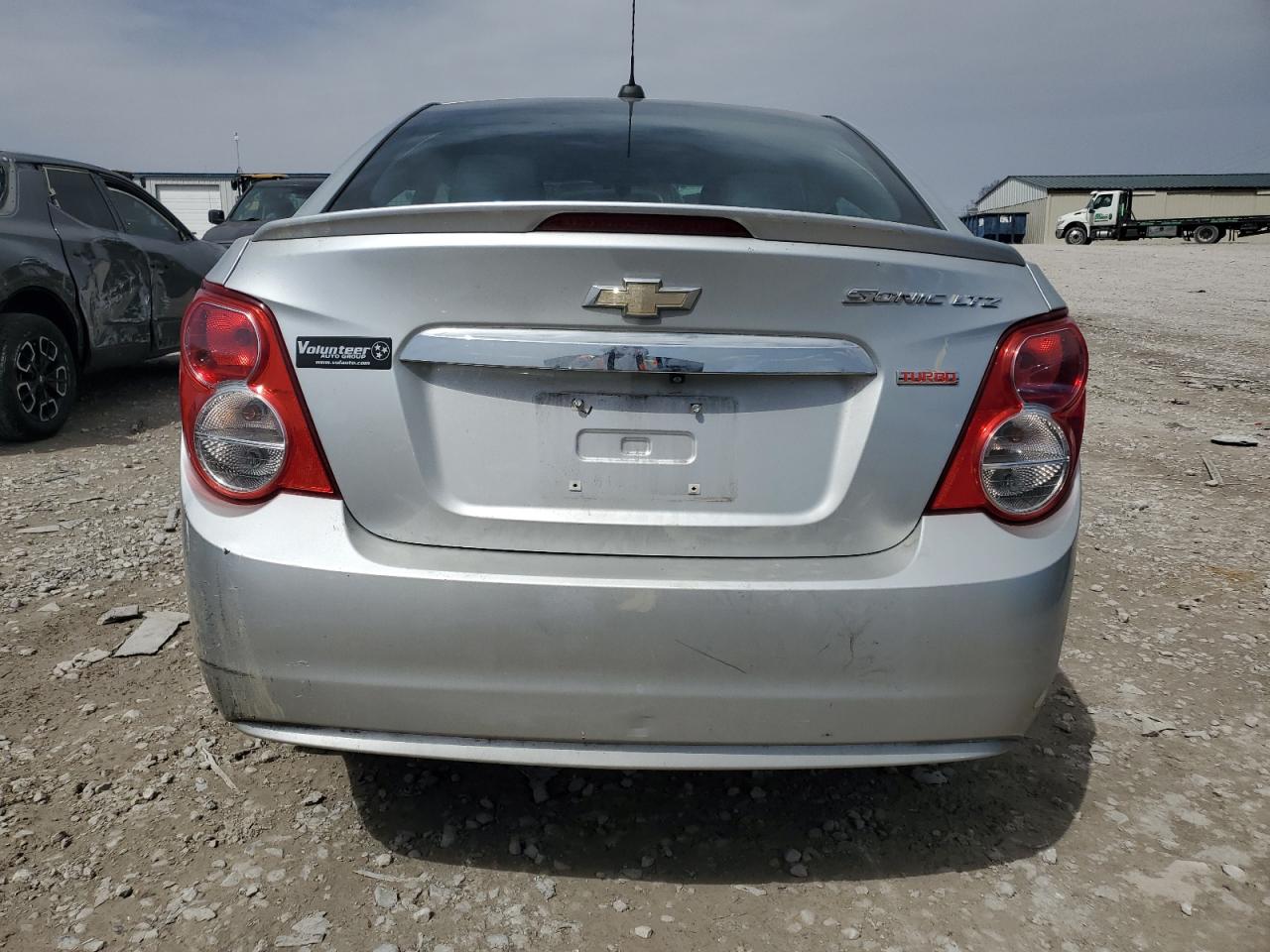 2015 Chevrolet Sonic - Image 6