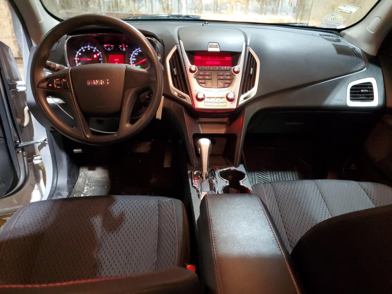 2011 GMC Terrain - Image 8