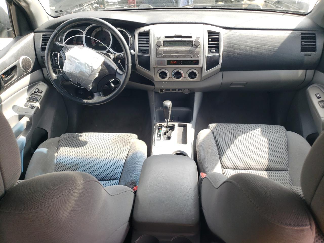 2011 Toyota Tacoma - Image 8