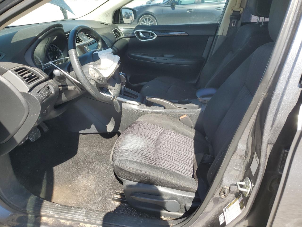 2019 Nissan Sentra - Image 7