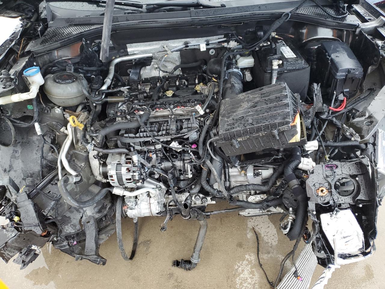 2019 Volkswagen Tiguan - Image 11
