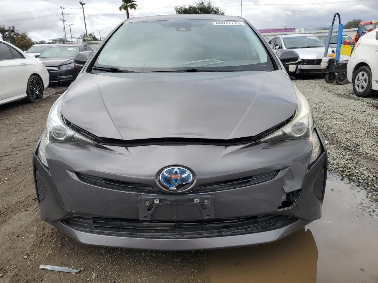 2017 Toyota Prius - Image 5