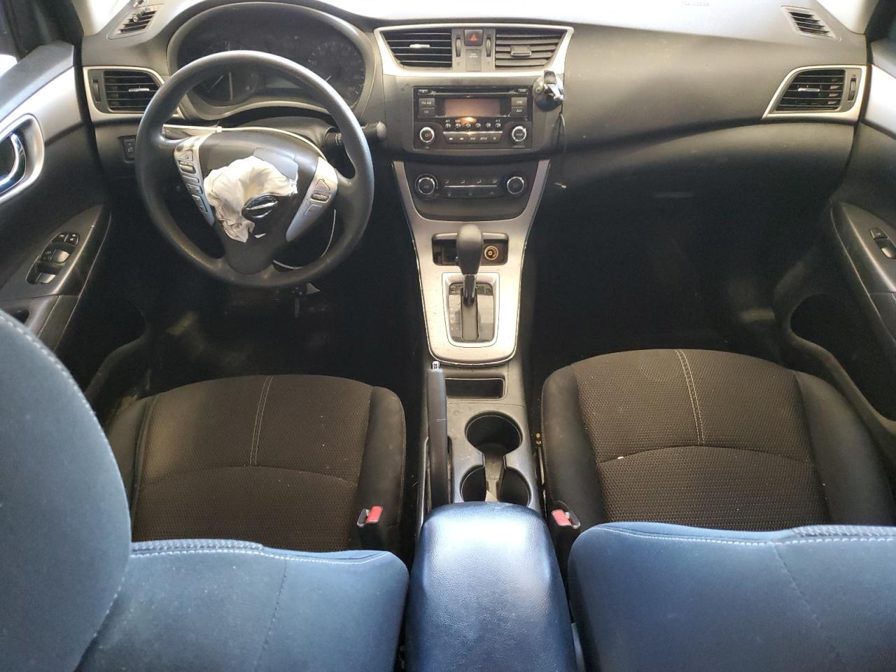 2015 Nissan Sentra - Image 8