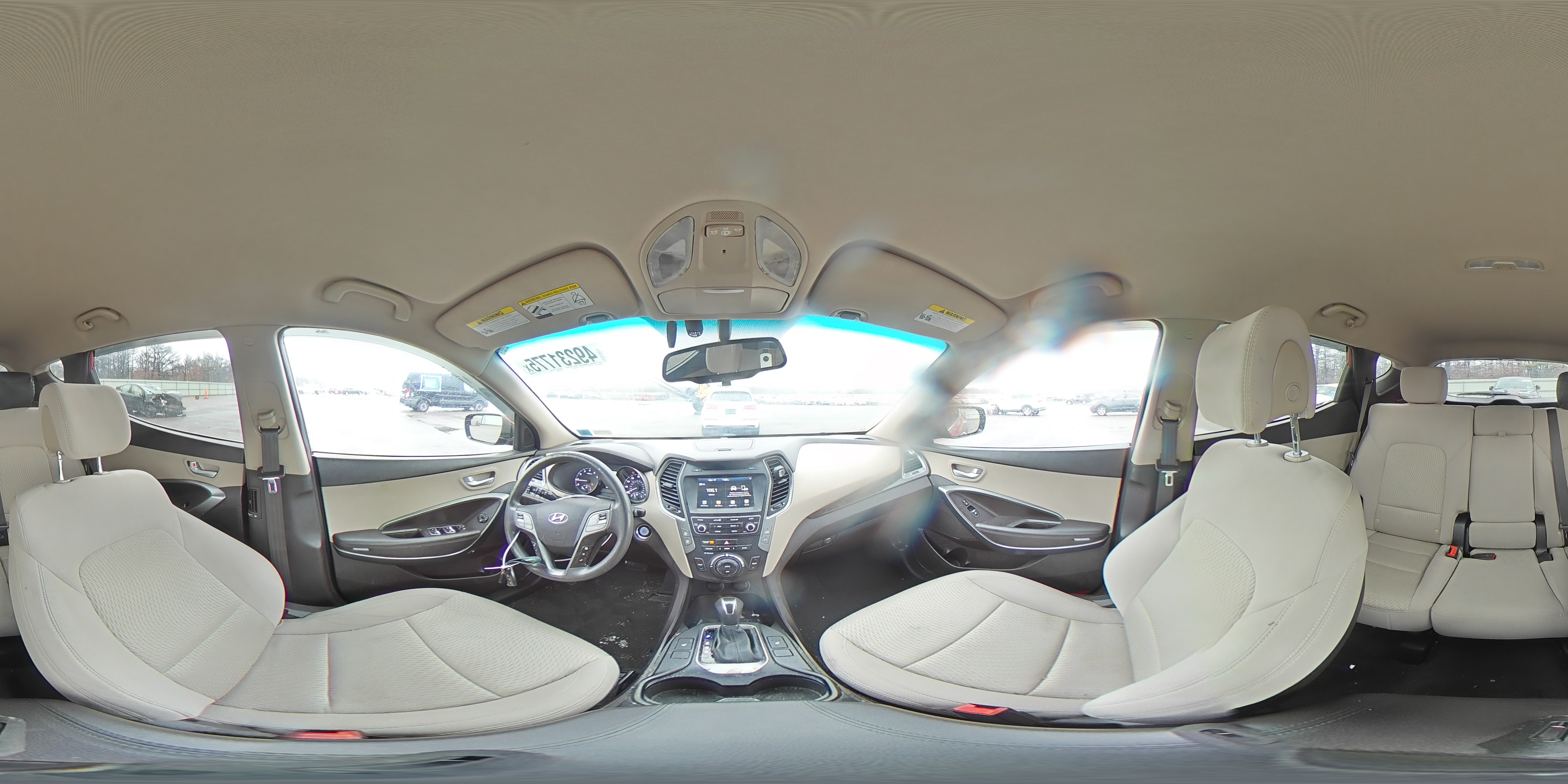 2018 Hyundai Santa Fe - Image 14