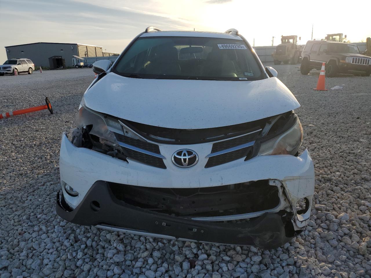 2015 Toyota RAV 4 - Image 5