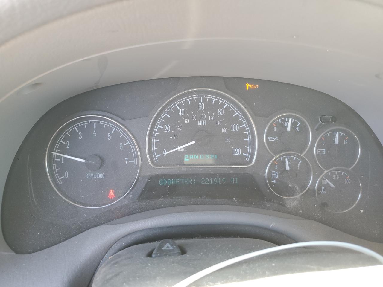 2005 Buick Rainer - Image 9