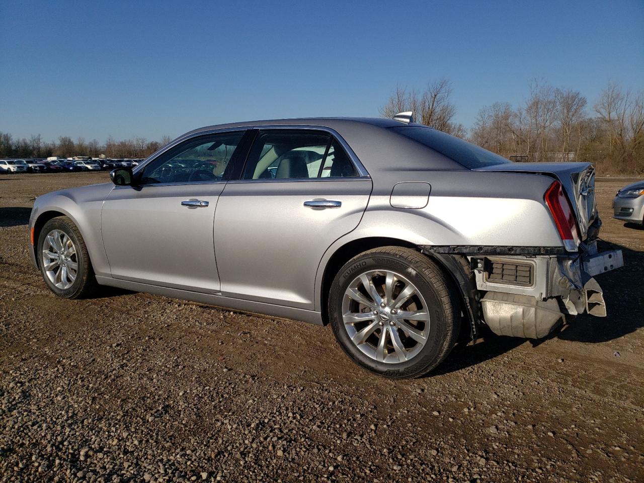 2017 Chrysler 300 - Image 2