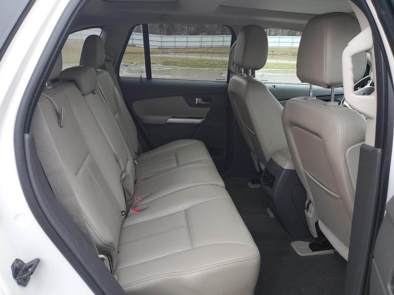 2013 Ford Edge - Image 11