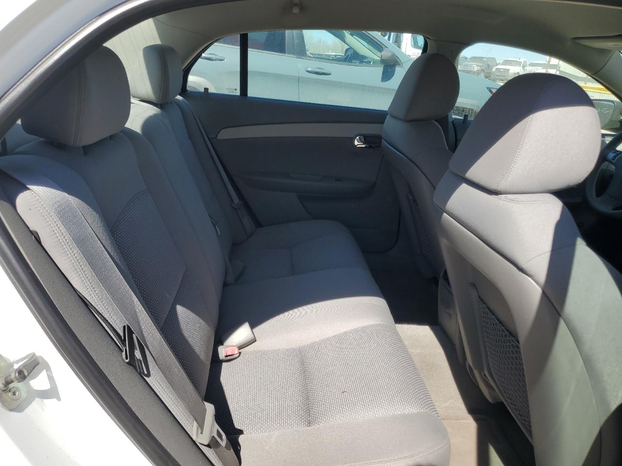 2010 Chevrolet Malibu Ls VIN: 1G1ZB5EB1AF204564 Lot: 50183785