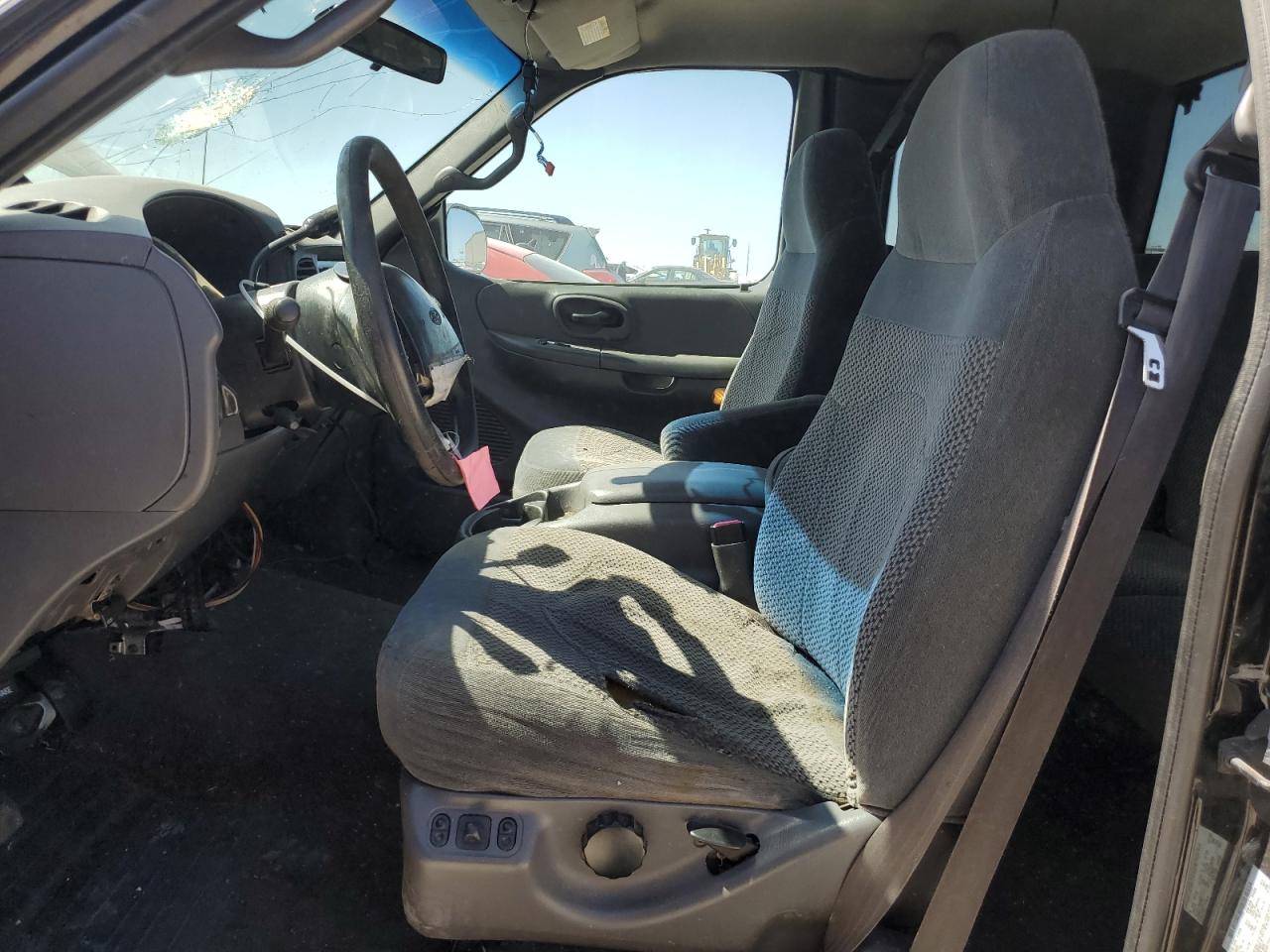 2000 Ford F-150 - Image 7