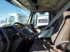 2017 VOLVO VN VNL à vendre chez Copart QC - MONTREAL