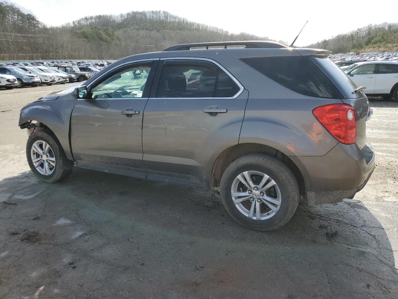 2012 Chevrolet Equinox - Image 2
