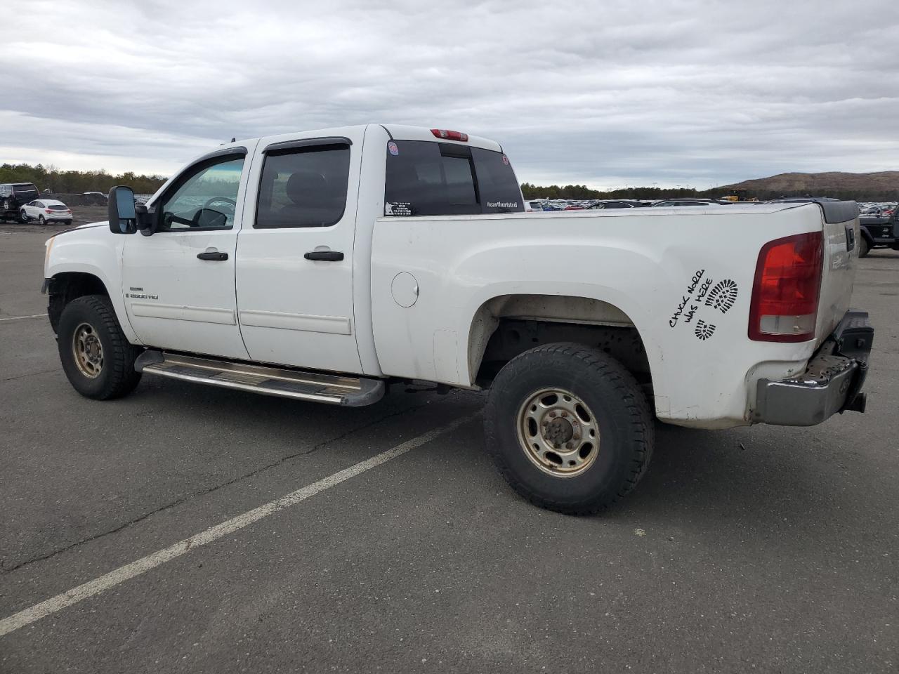 2008 GMC Sierra - Image 2
