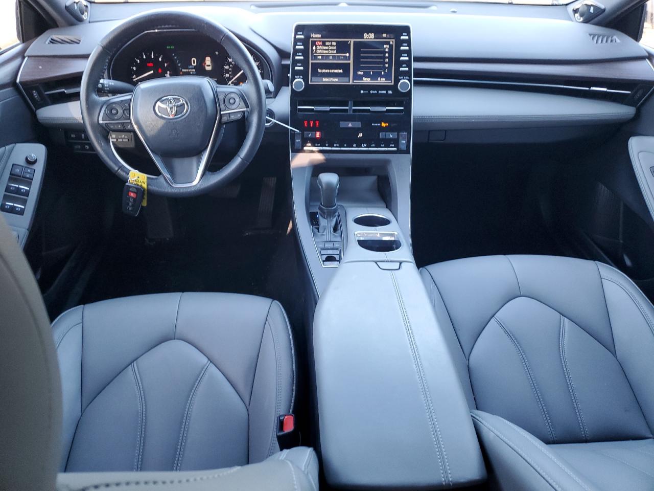 2019 Toyota Avalon - Image 8
