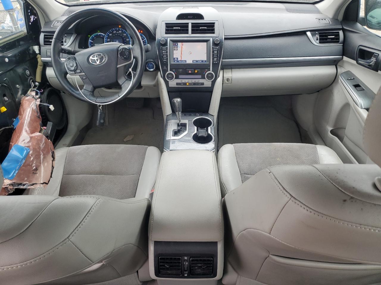 2012 Toyota Camry - Image 8