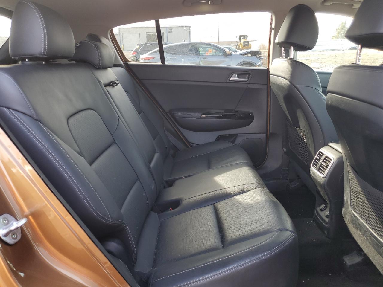 2021 Kia Sportage - Image 11