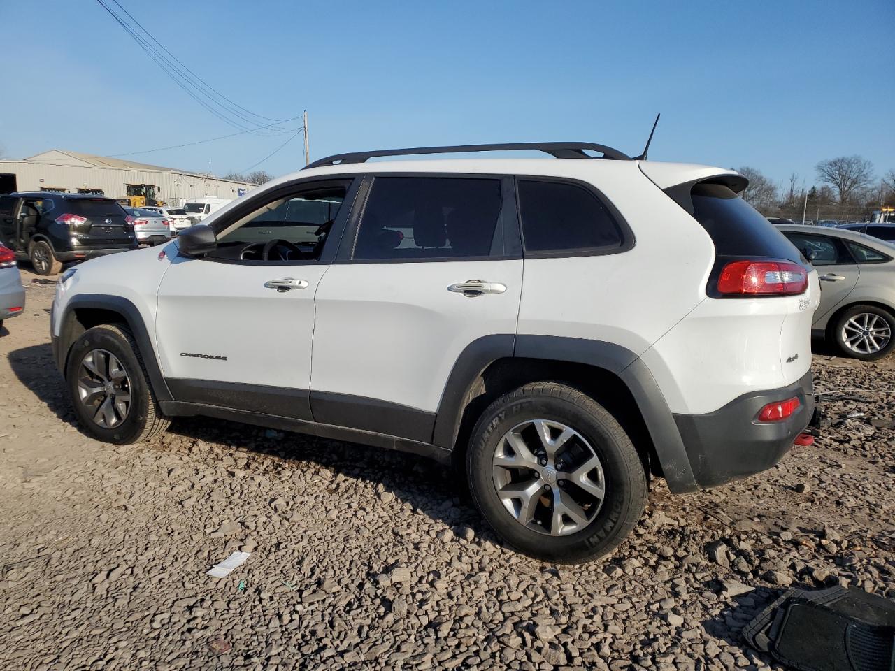2018 Jeep Cherokee - Image 2