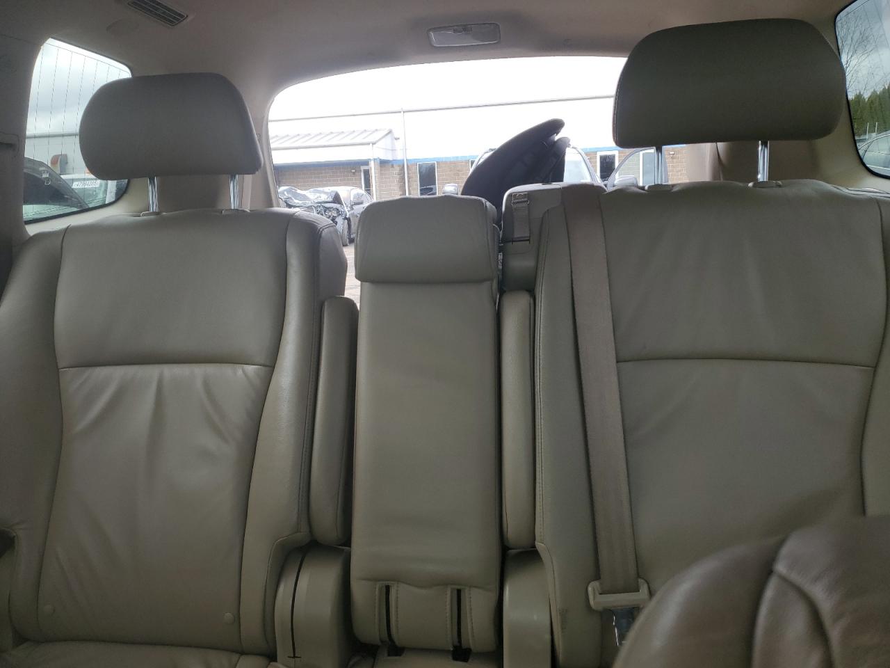 2010 Toyota Highlander - Image 10