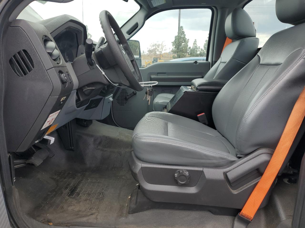 2013 Ford F250 Super Duty VIN: 1FTBF2A67DEB81855 Lot: 48354395