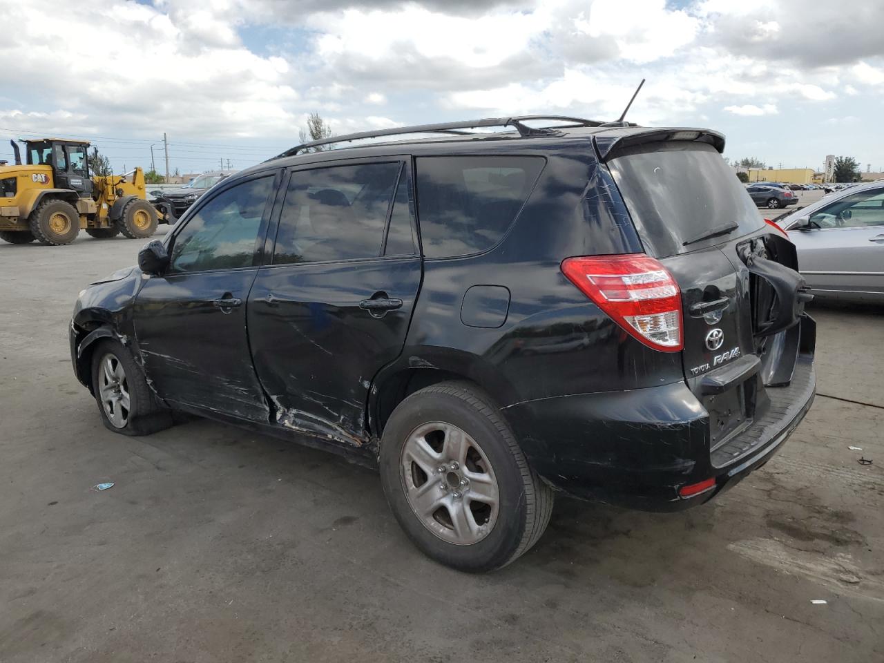 2009 Toyota RAV 4 - Image 2