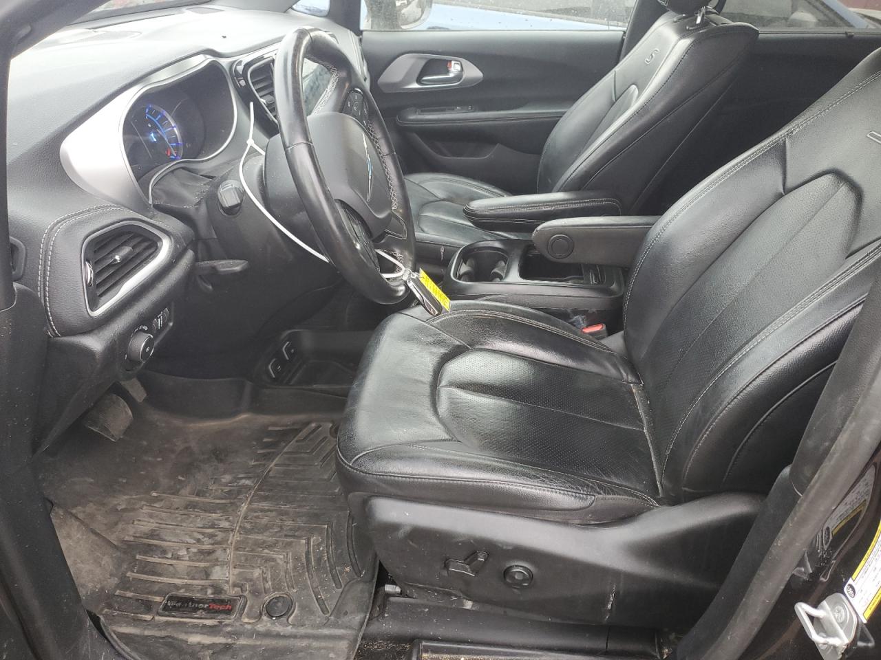 2021 Chrysler Pacifica - Image 7