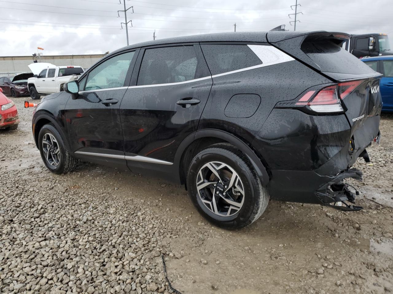 2024 Kia Sportage - Image 2