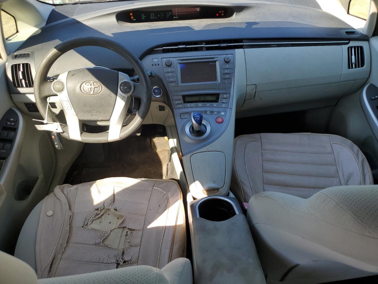 2012 Toyota Prius - Image 8