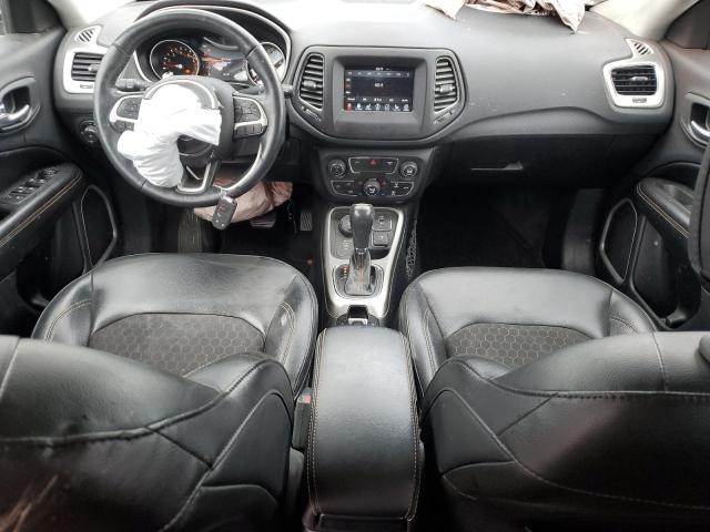 JEEP COMPASS 2018 Srebrny