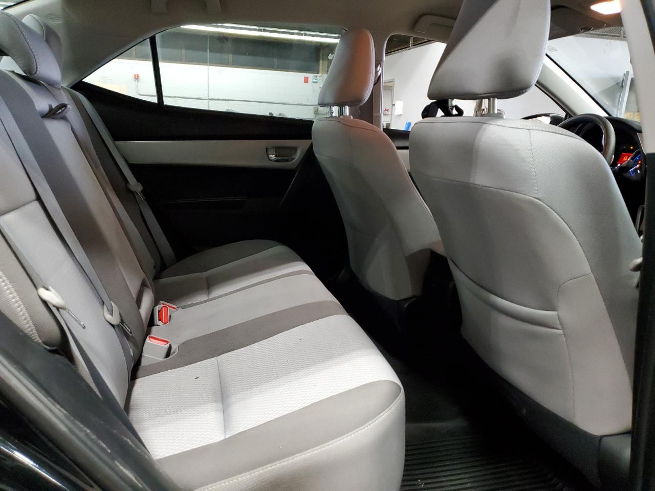2017 Toyota Corolla - Image 10