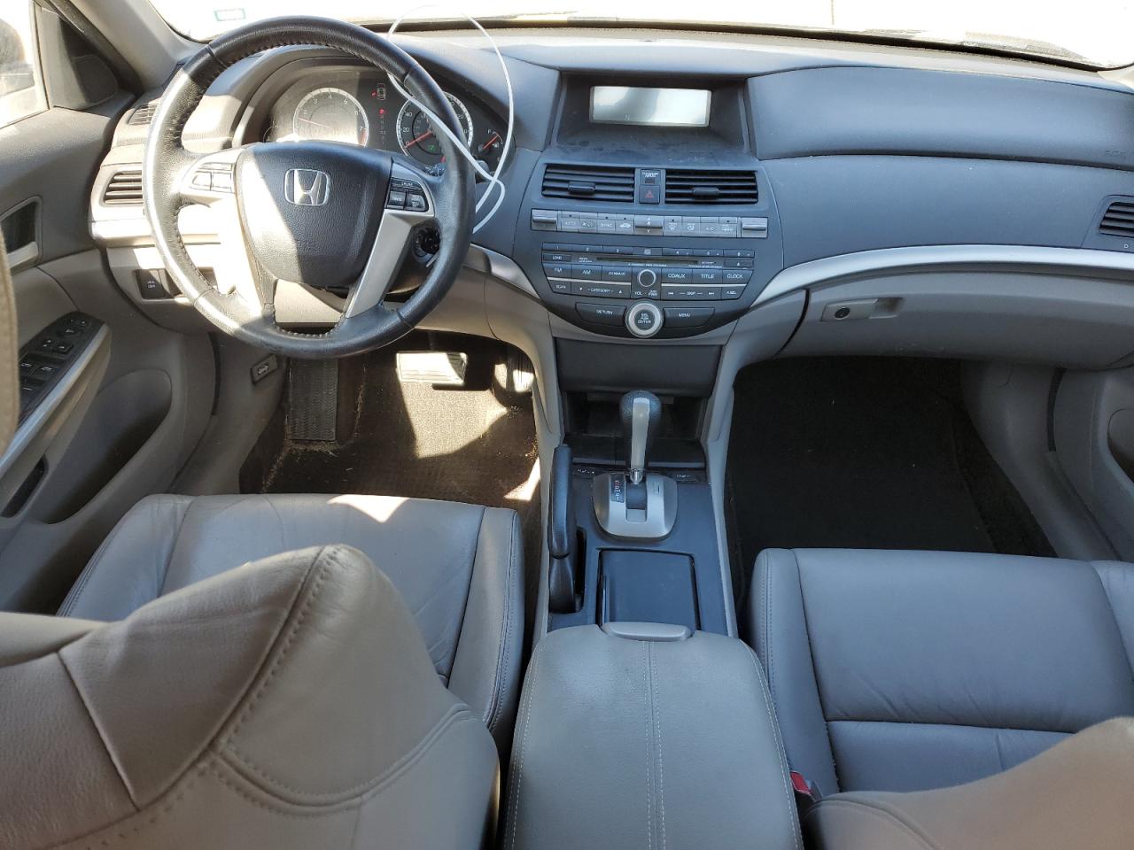 2010 Honda Accord - Image 8