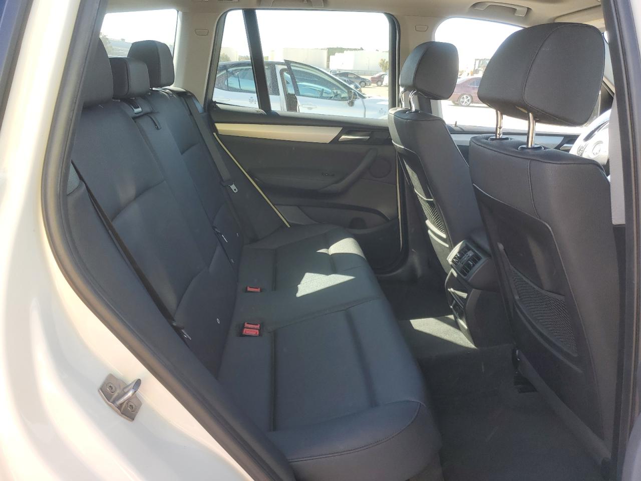 2017 BMW X3 - Image 12
