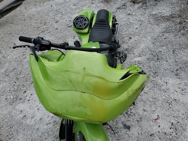  HARLEY-DAVIDSON FL 2013 Зеленый