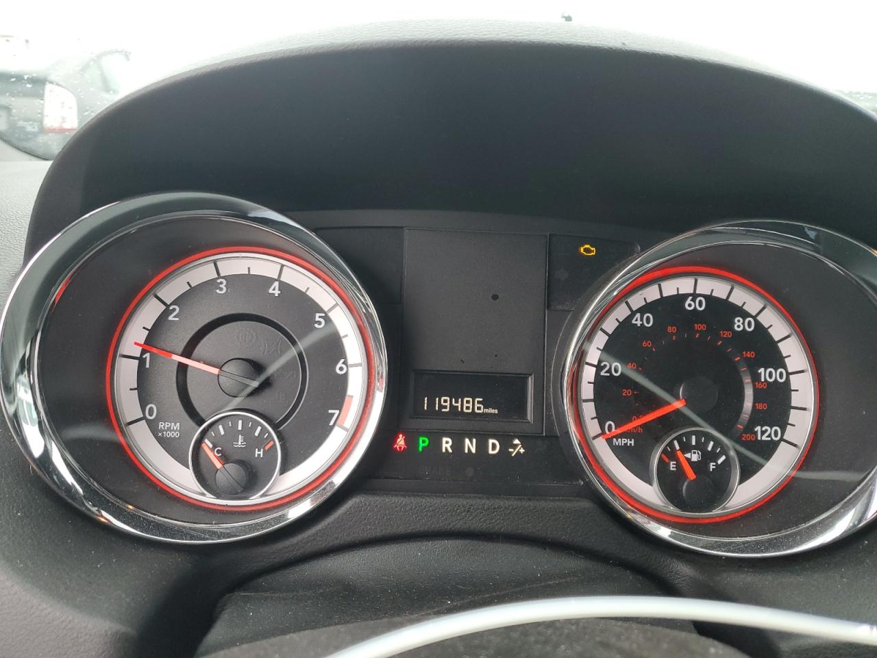 2019 Dodge Caravan - Image 9